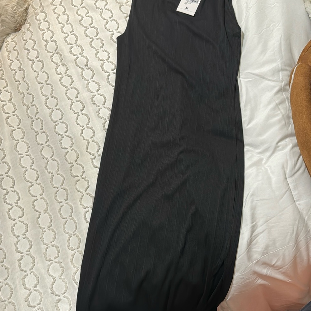 Forever 21 black sleeveless with slit on side